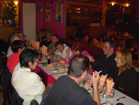 le vendredi soir  au resto
